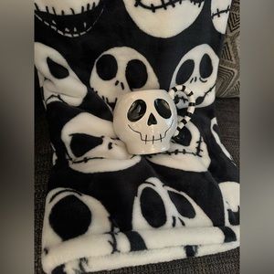 Tim Burton’s The Nightmare Before Christmas Blanket and Mug set